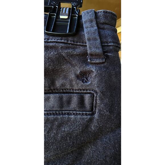 American Eagle Super Stretch AEO Twill X Black Low-Rise Chino Shorts 4 - Picture 6 of 11